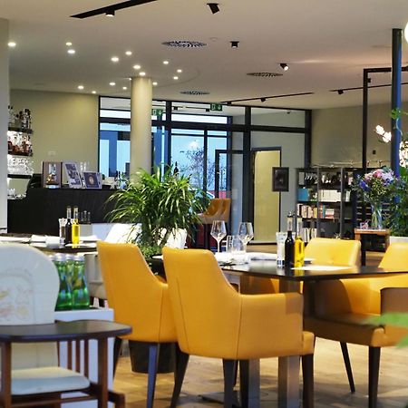 Mg Restaurace/Luxury Apartments Mlada Boleslav Exterior photo