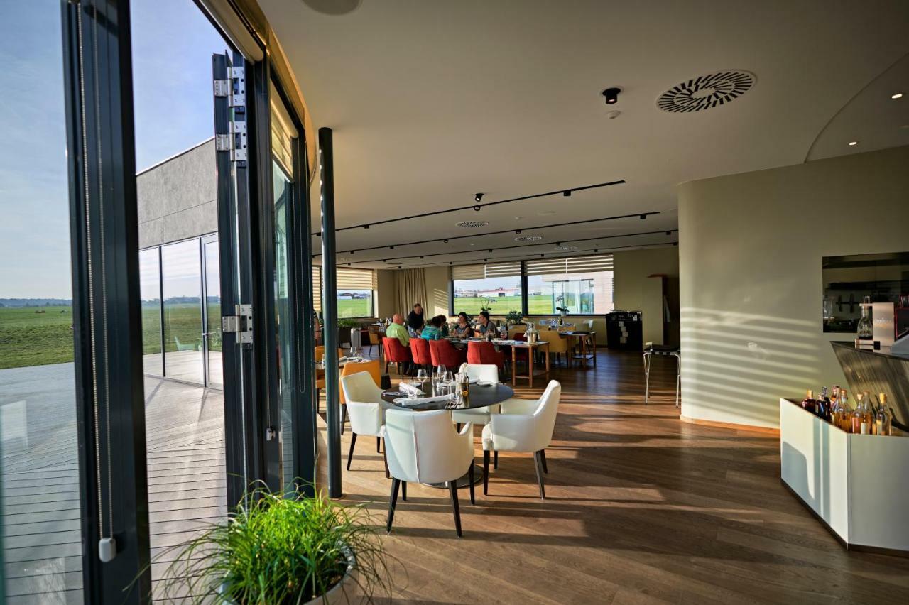 Mg Restaurace/Luxury Apartments Mlada Boleslav Exterior photo